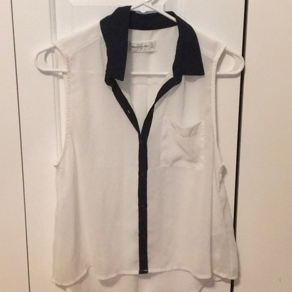 Cute Abercrombie and Fitch top